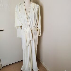 Oscar De La Renta Vintage Womens Full Length Size Large Ivory Gold Trim‎